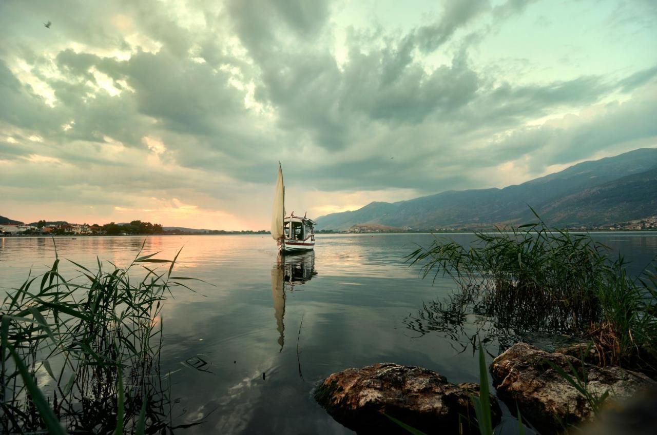 Little Island Resort Nisos Ioanninon Exterior photo